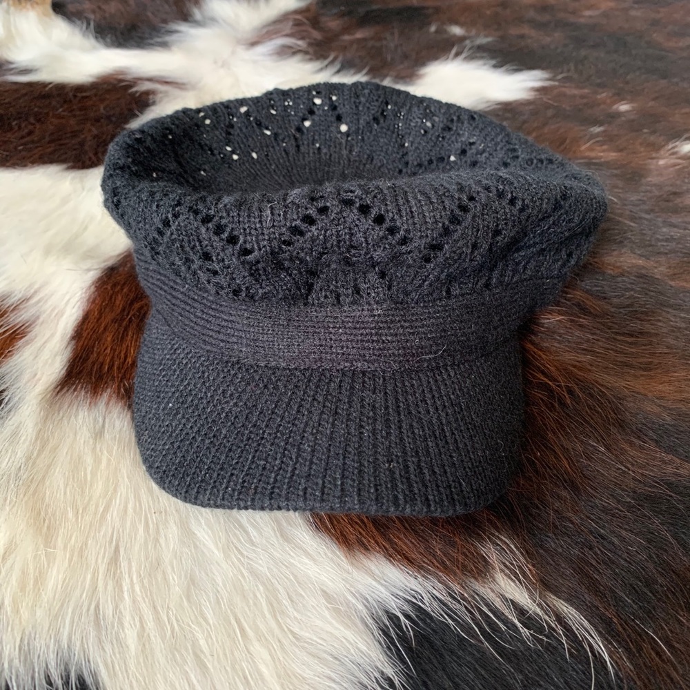 Baker boy hat